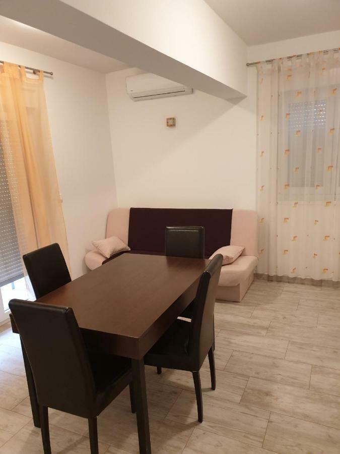 mario Apartment Vir Exterior foto
