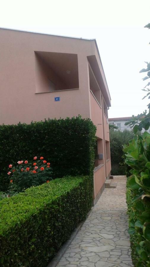 mario Apartment Vir Exterior foto